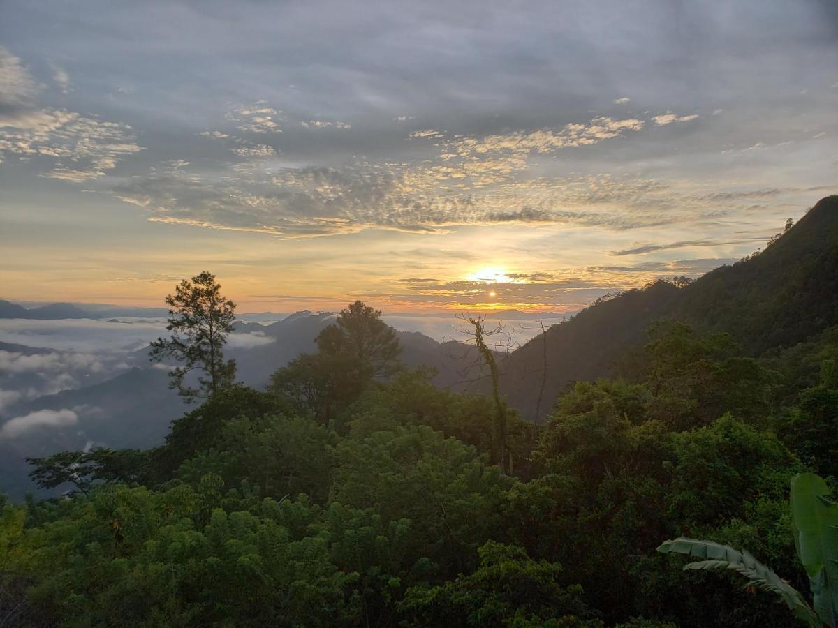 Mountain Nest Bed & Breakfast Lanquin Exterior photo